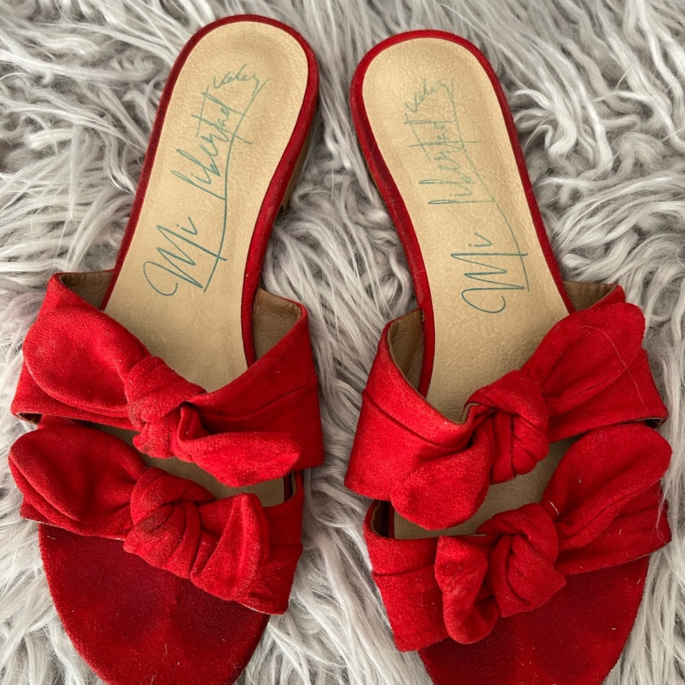 Vélez Leather Red Sandals